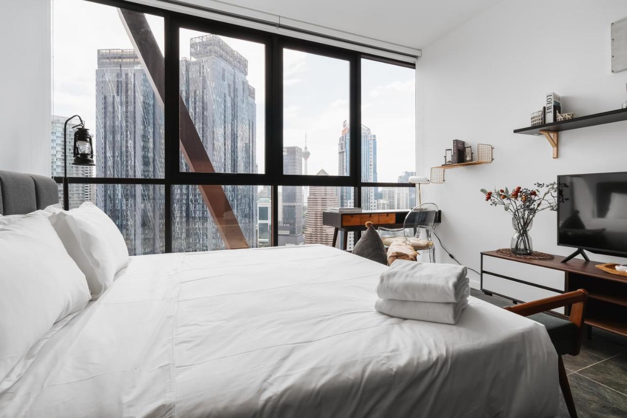 Scarletz Klcc Apartments By Soulasia Куала Лумпур Екстериор снимка
