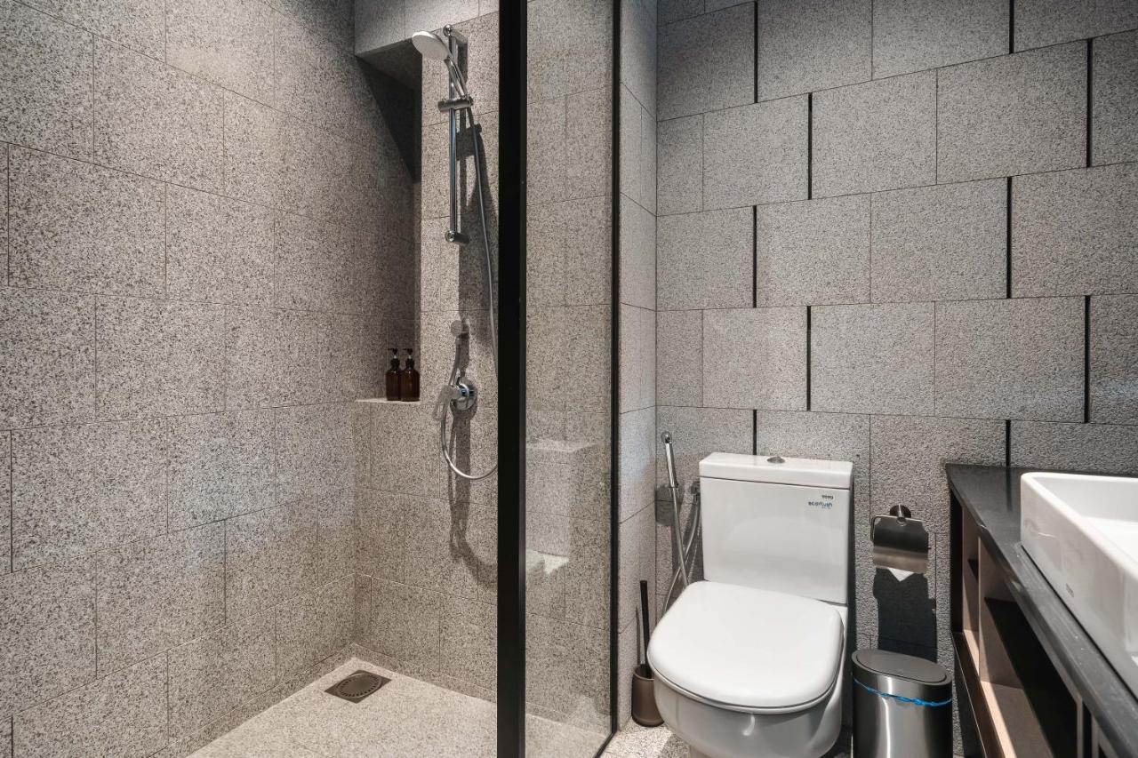 Scarletz Klcc Apartments By Soulasia Куала Лумпур Екстериор снимка